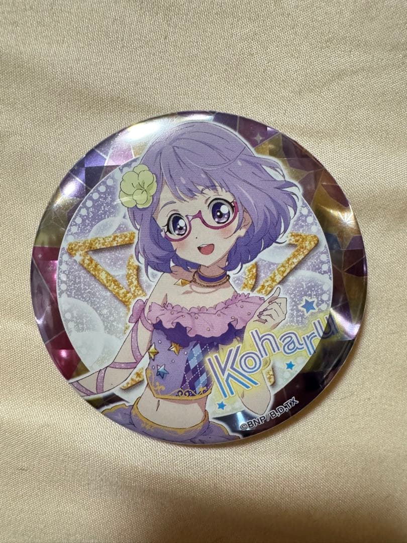アイカツスターズ！】グリッターガラポン 七倉小春 缶バッジ