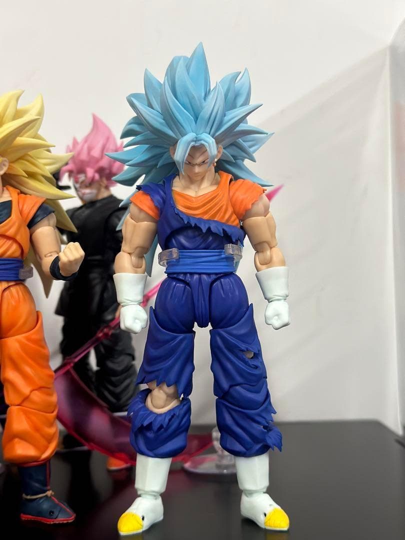 再販版　スーパーサイヤ人3 ベジット s.h.figuarts サイズ