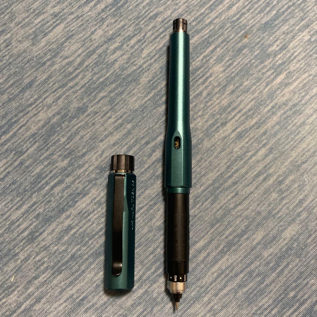 クルトガダイブ デンスグリーン KURUTOGA DIVE デンスグリーン 三菱