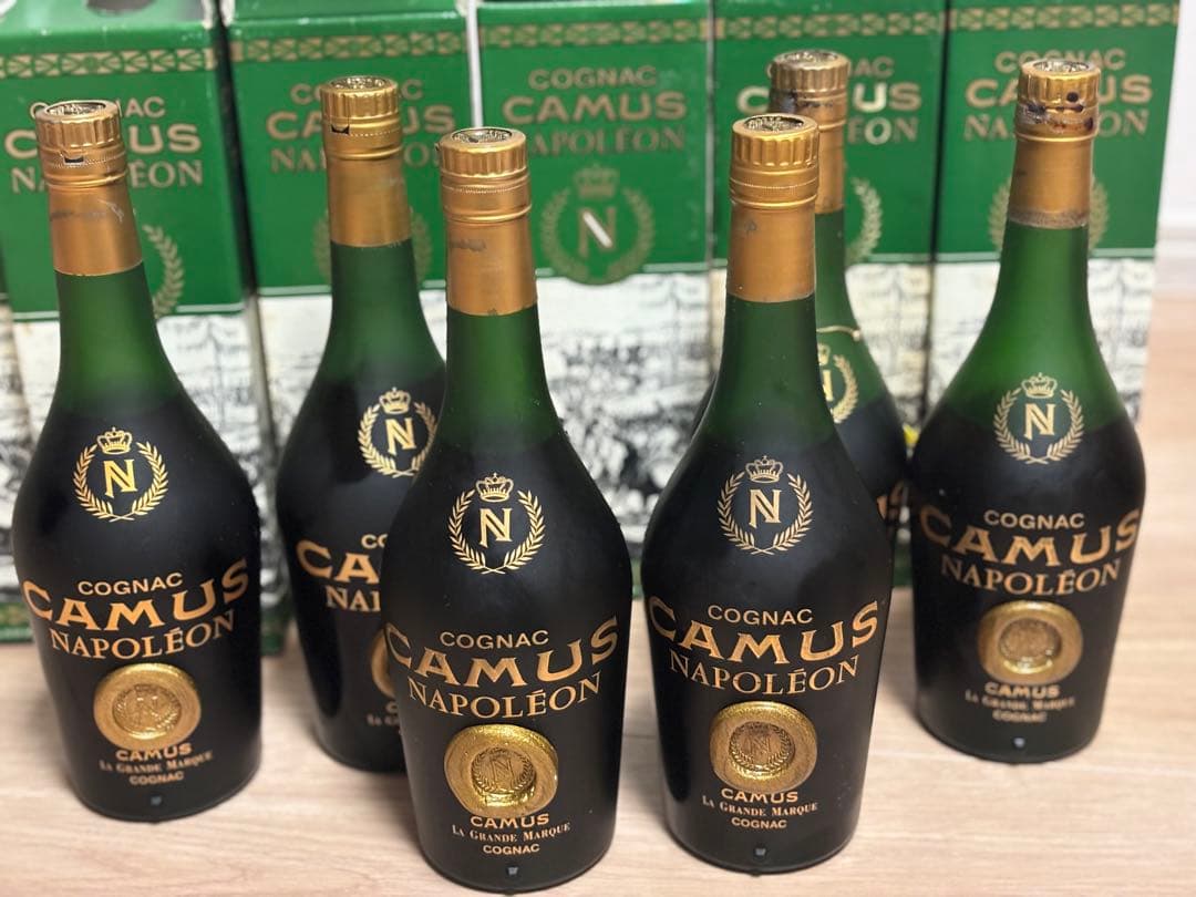 COGNAC-CAMUS-NAPOLEON 6本セット CAMUS NAPOLEON COGNAC Camus Napoleon Cognac Book Gold 金 Decanter