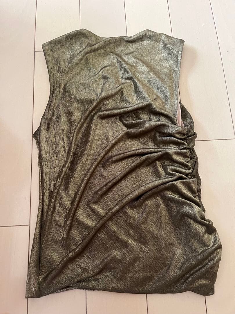 最終値下げ　DIESEL オーバル メタルDロゴ シャイニータンクトップ