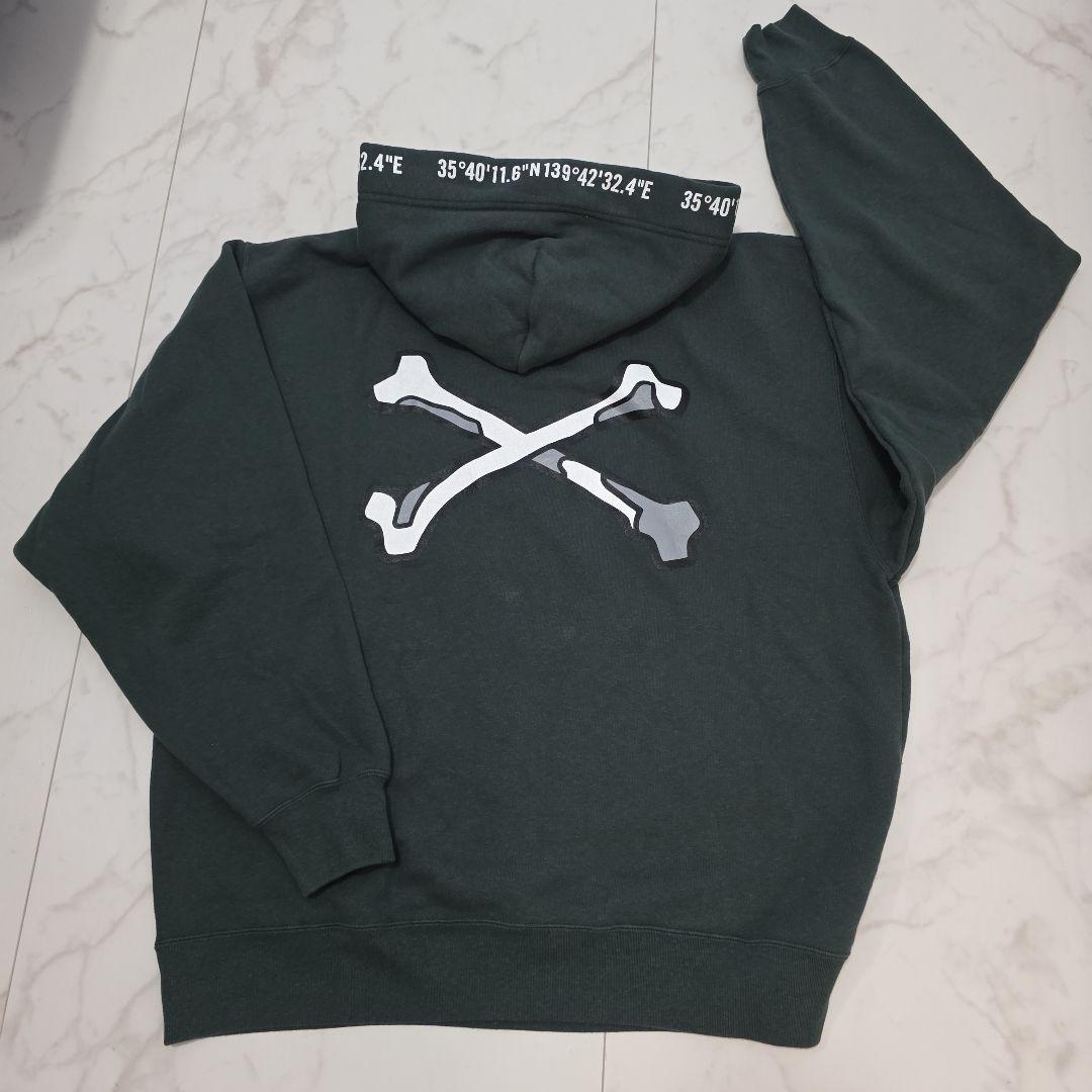 ゆ*う様 WTAPS グリーンクロスボーンフード付きパーカー サイズX 03　最