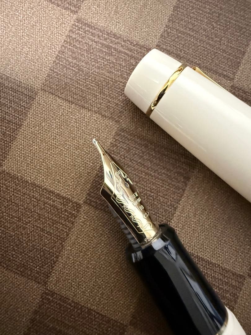 パイロット万年筆912限定出航、ペン先S