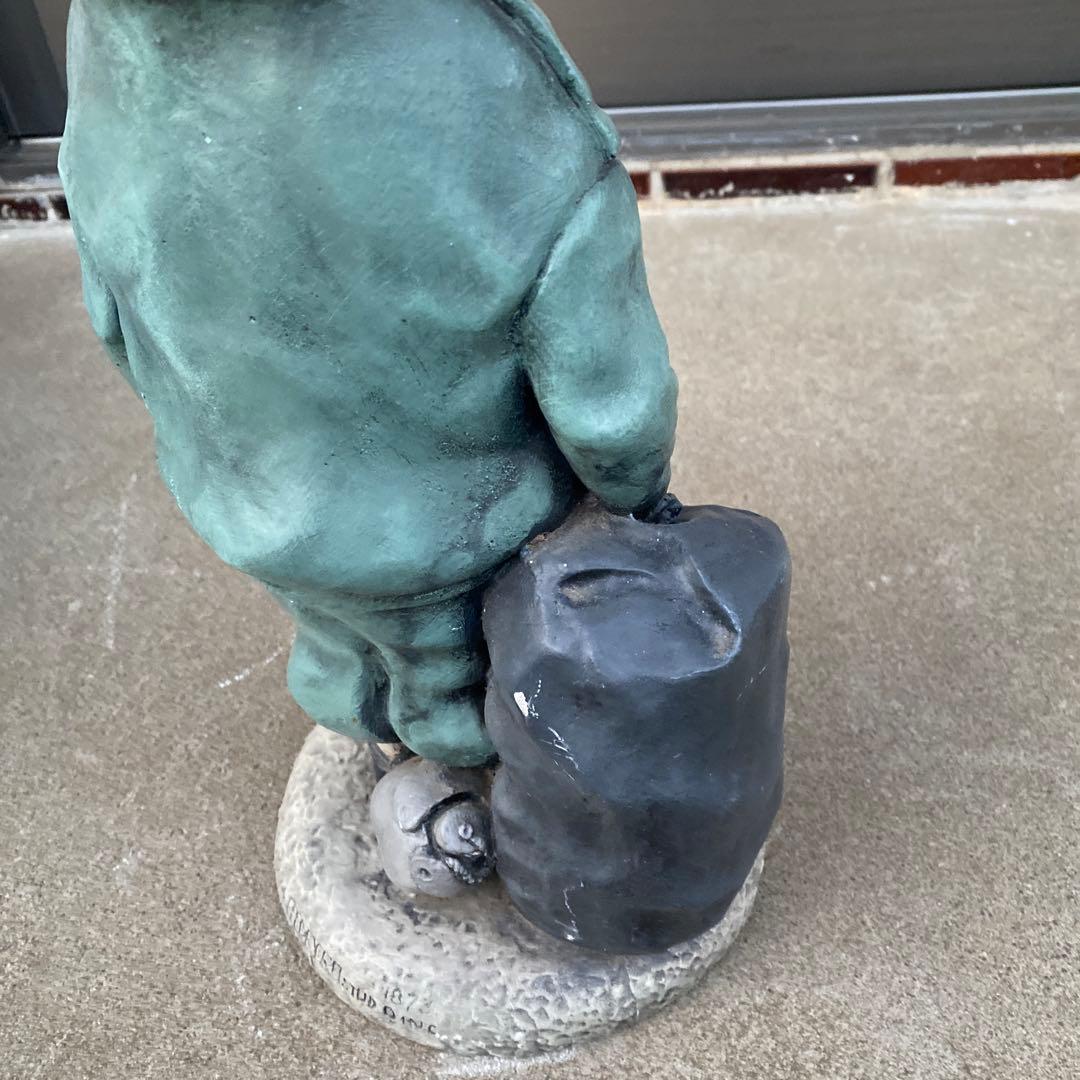 ドアストッパー 軍人の少年 置物 約45cm コンクリート 12kg - メルカリ