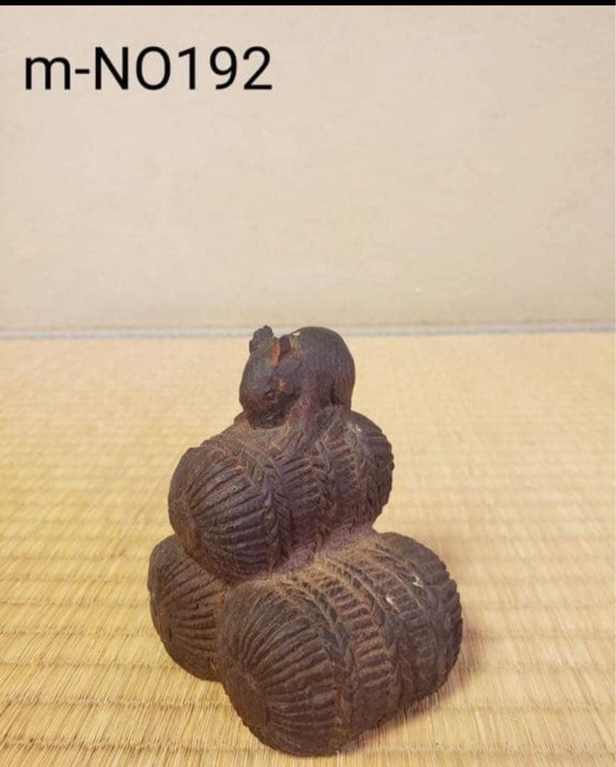 木彫　ネズミと米俵の置物　添配　テンパイ　高さ10センチ 俵にねずみ | 一位一刀彫 谷口彫刻ECサイト