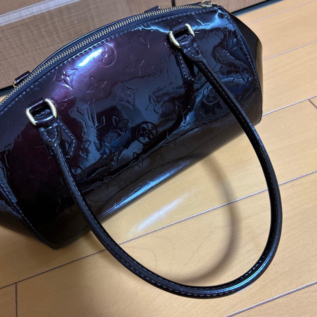 さゆり LOUIS VUITTON アラマウントバッグモノグラムヴェルニ