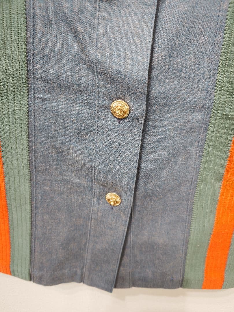 GUCCI グッチ デニムスカート GGボタン　42 美品だと思います。