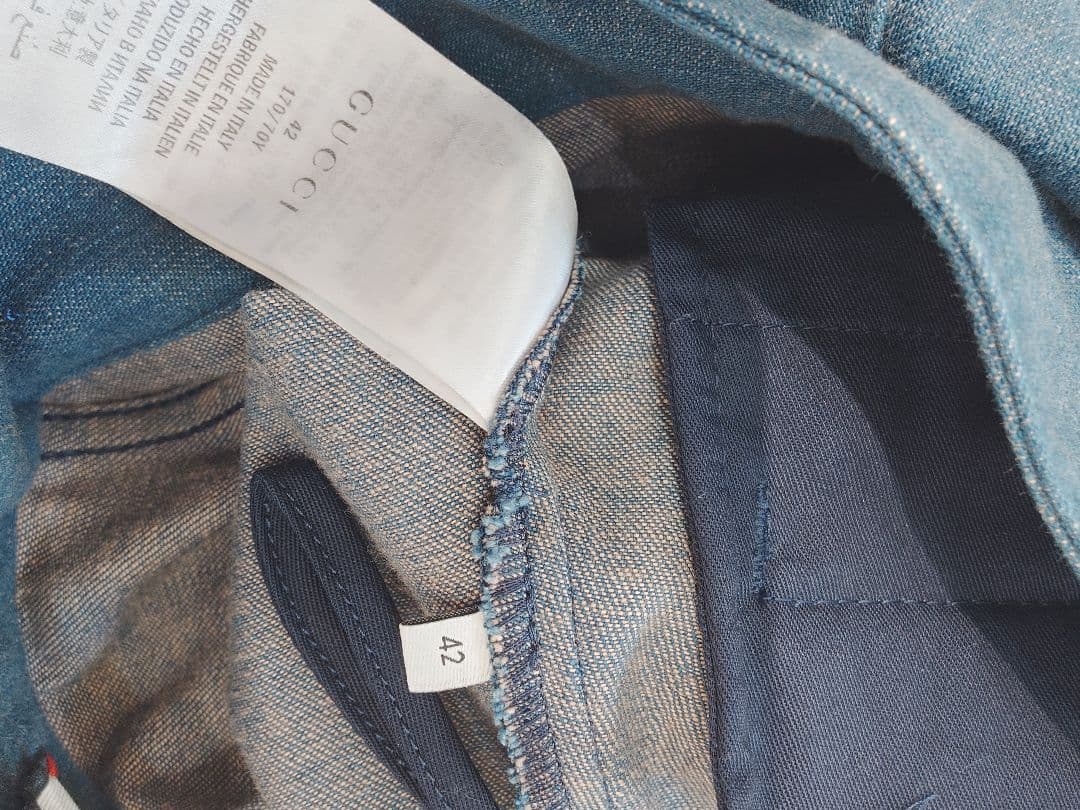 GUCCI グッチ デニムスカート GGボタン　42 美品だと思います。