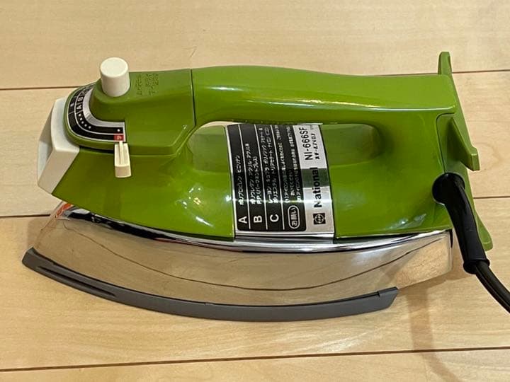 レトロ】ナショナル スチームアイロン NI-666SF 本物 美品【昭和レトロ