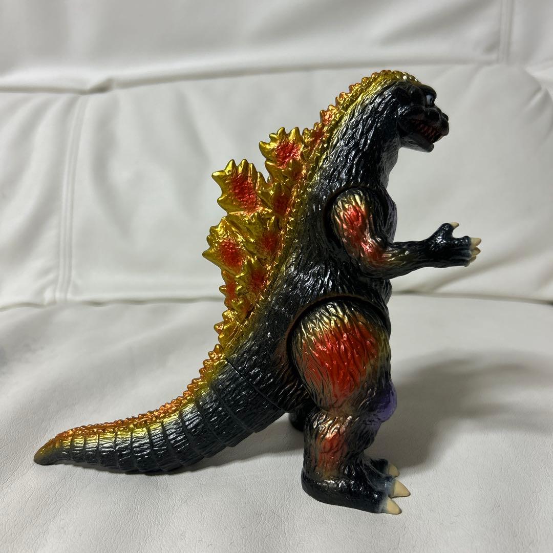 One up ゴジラ1954 黒成型 WF2024冬 電車持ち