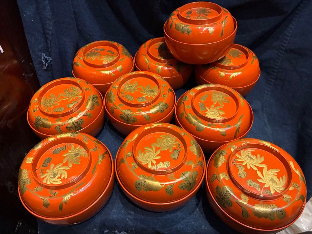 漆器　菓子椀　10客　大正期　蒔絵　木箱付　傷み無し 大正時代 木製漆器 蓋付汁椀 10客 菓子椀 松竹梅 漆沈金蒔絵 木箱付