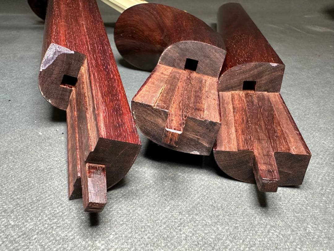 津軽三味線 太棹 紅木紫檀製 天然素材 弦楽器 民謡 伝統楽器 - メルカリ