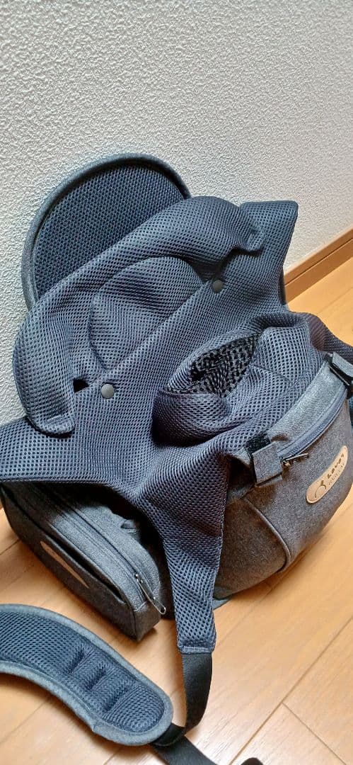 試着のみ❗❗LOVOTキャリーシート