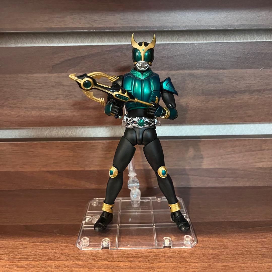 S.H.Figuarts（真骨彫製法） 仮面ライダークウガ ペガサスフォーム