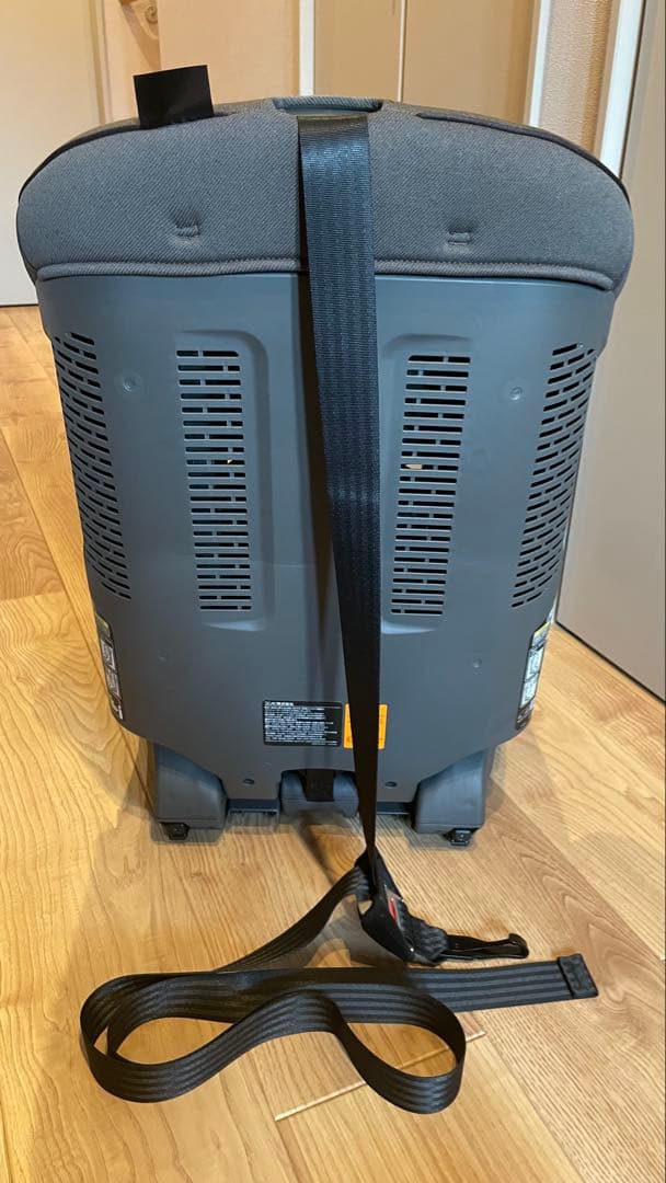 【美品】コンビ(Combi)ジョイトリップ アドバンス プラスISOFIX対応①