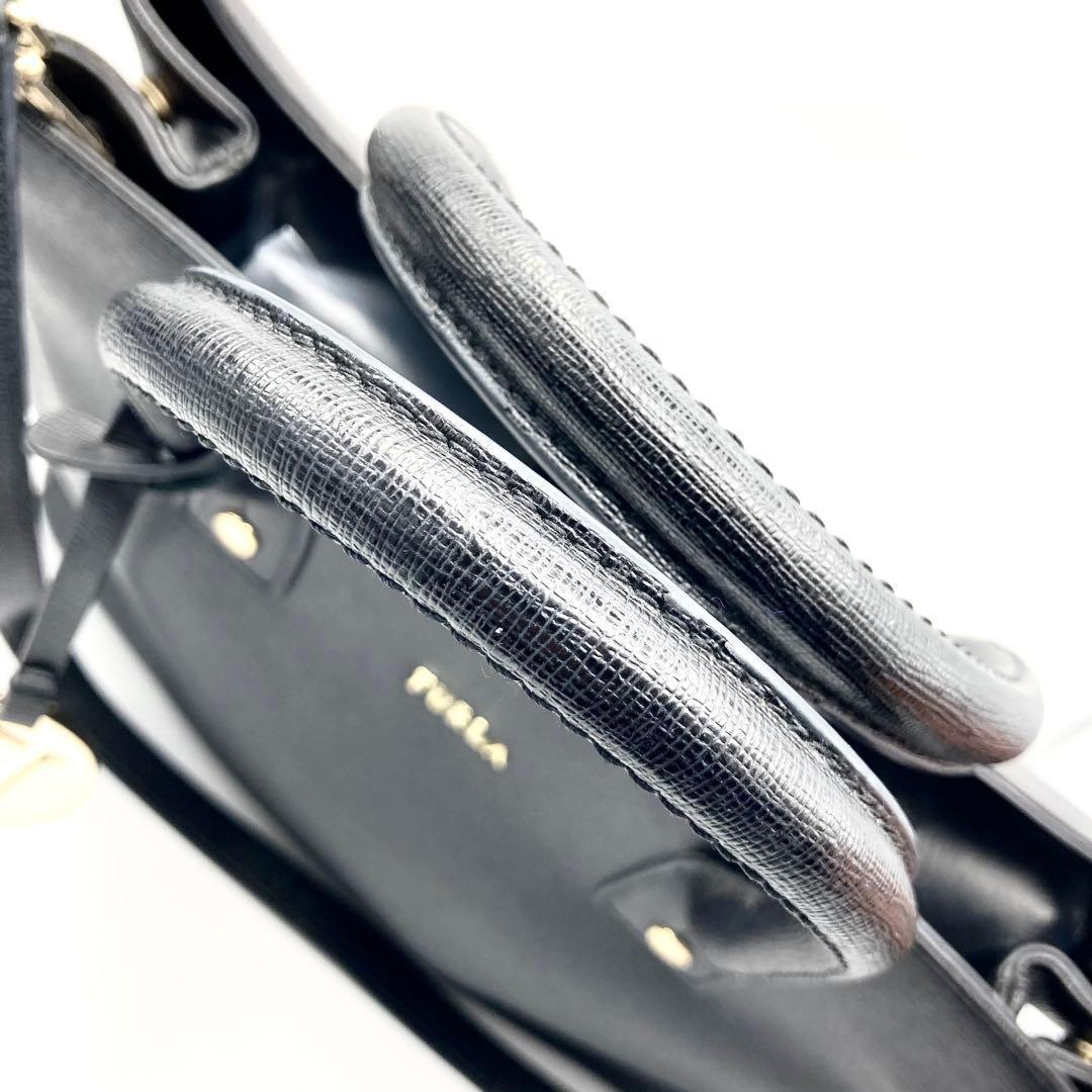 極美品✨フルラ リンダ 2way レザー ショルダー ハンドバッグ A4可 黒