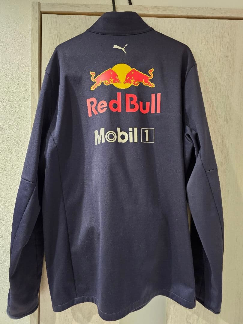Puma Red Bull Racing ソフトシェルジャケット