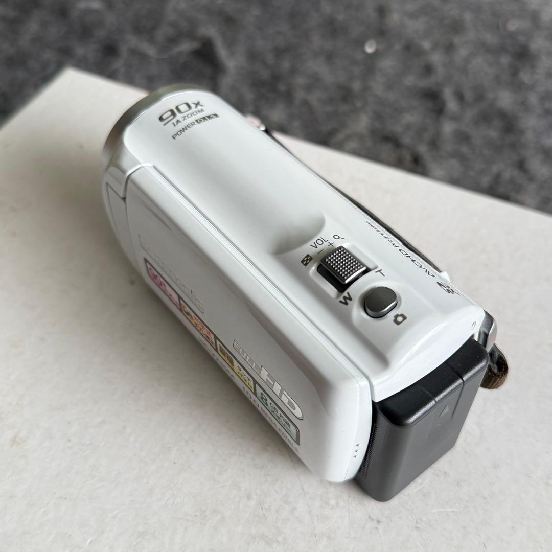 MJ88激安早い者勝ち✨　Panasonicビデオカメラ本体 パナソニック