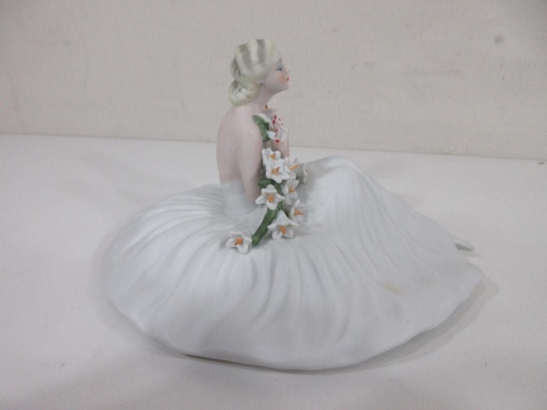 0907W ルイ・イカール リリー 磁器 フィギュア 欠けあり