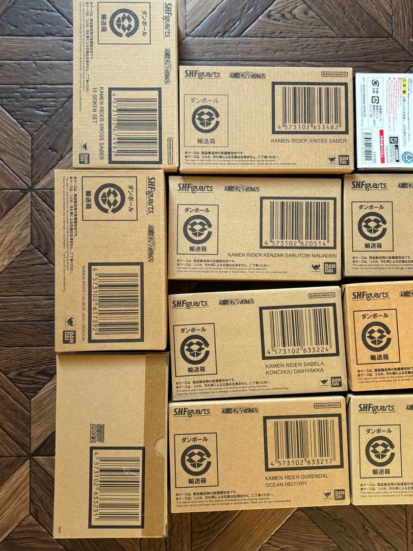 S.H.Figuarts 仮面ライダーセイバー 10聖剣セット