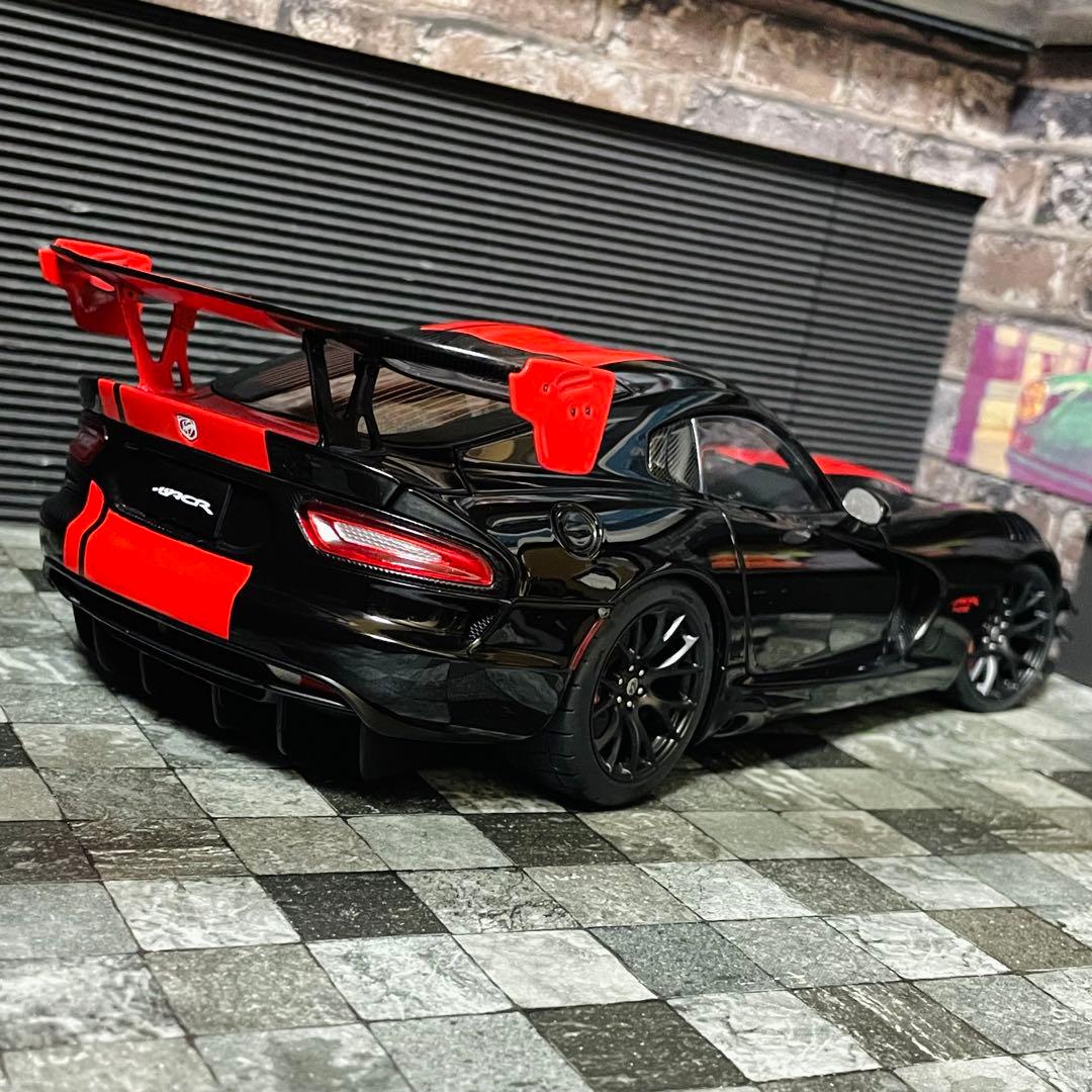 1/18 AUTOart ダッジ バイパー ACR 1:28エディション