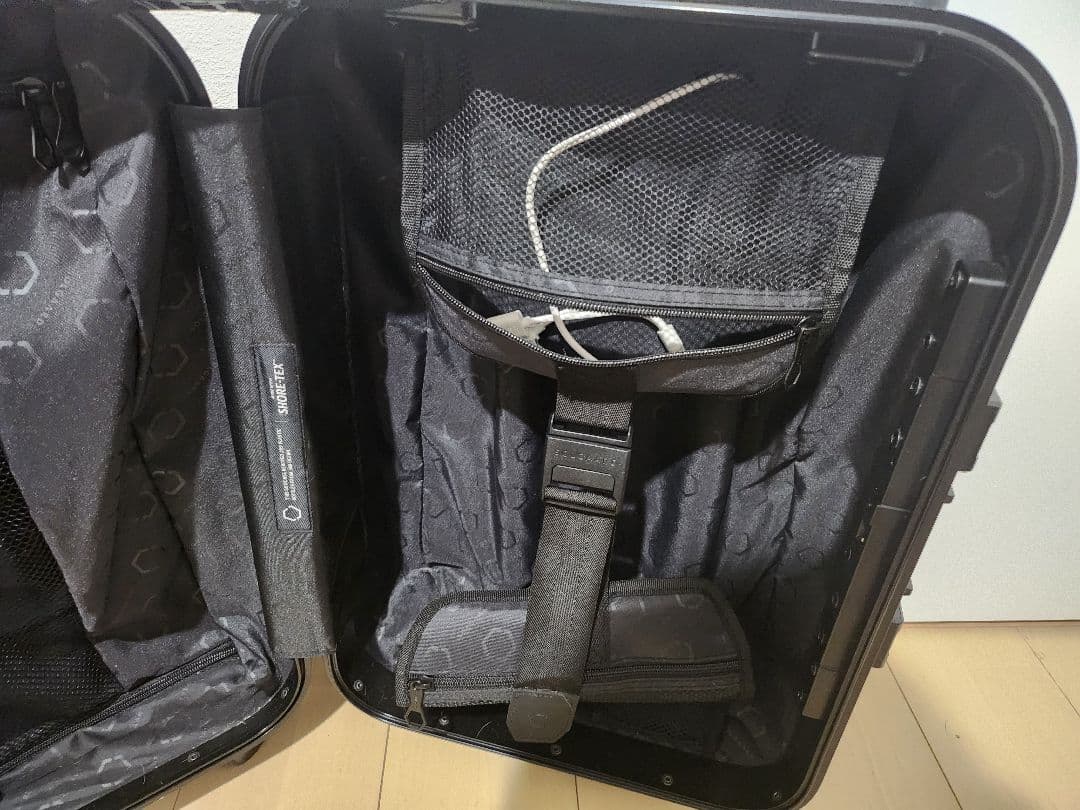 SOLGAARD 機内持込39L スーツケース※シェルフの予備をサービス！