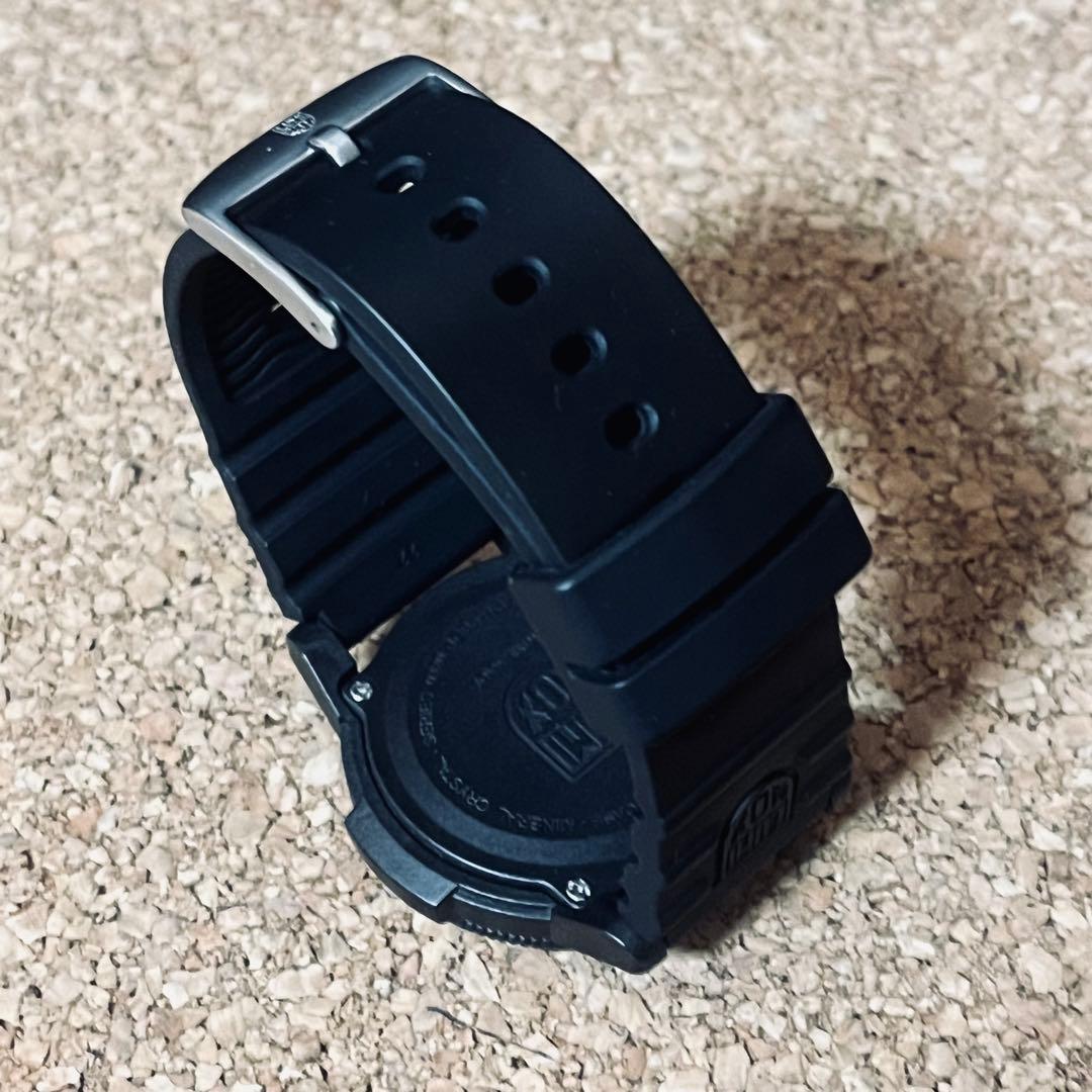 LUMINOXシリーズ0320／オレンジ カーボンケース