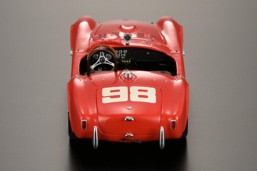 EXTO Cobra260 　(red)　 　　1/18サイズ