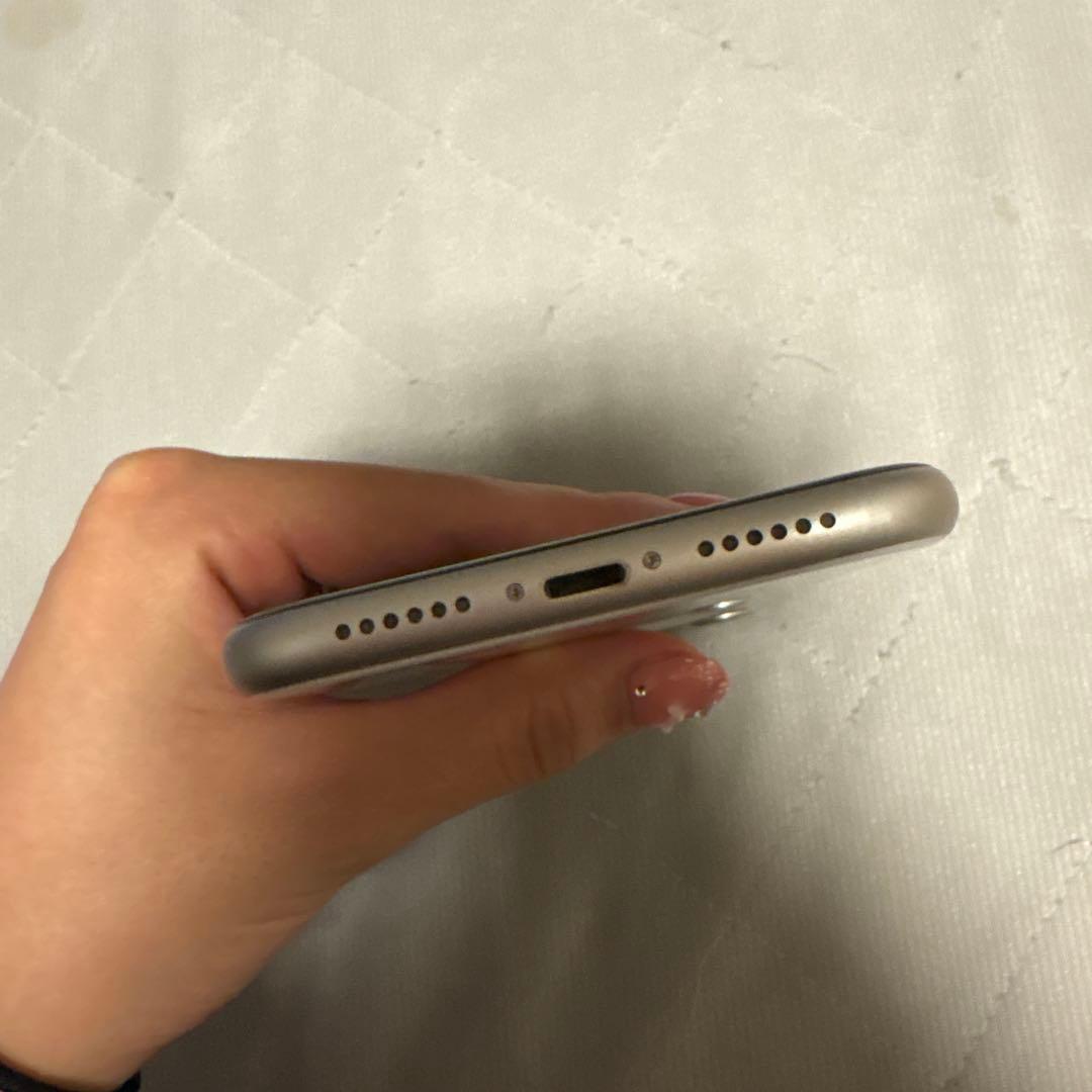 iPhone11 ホワイト 64GB