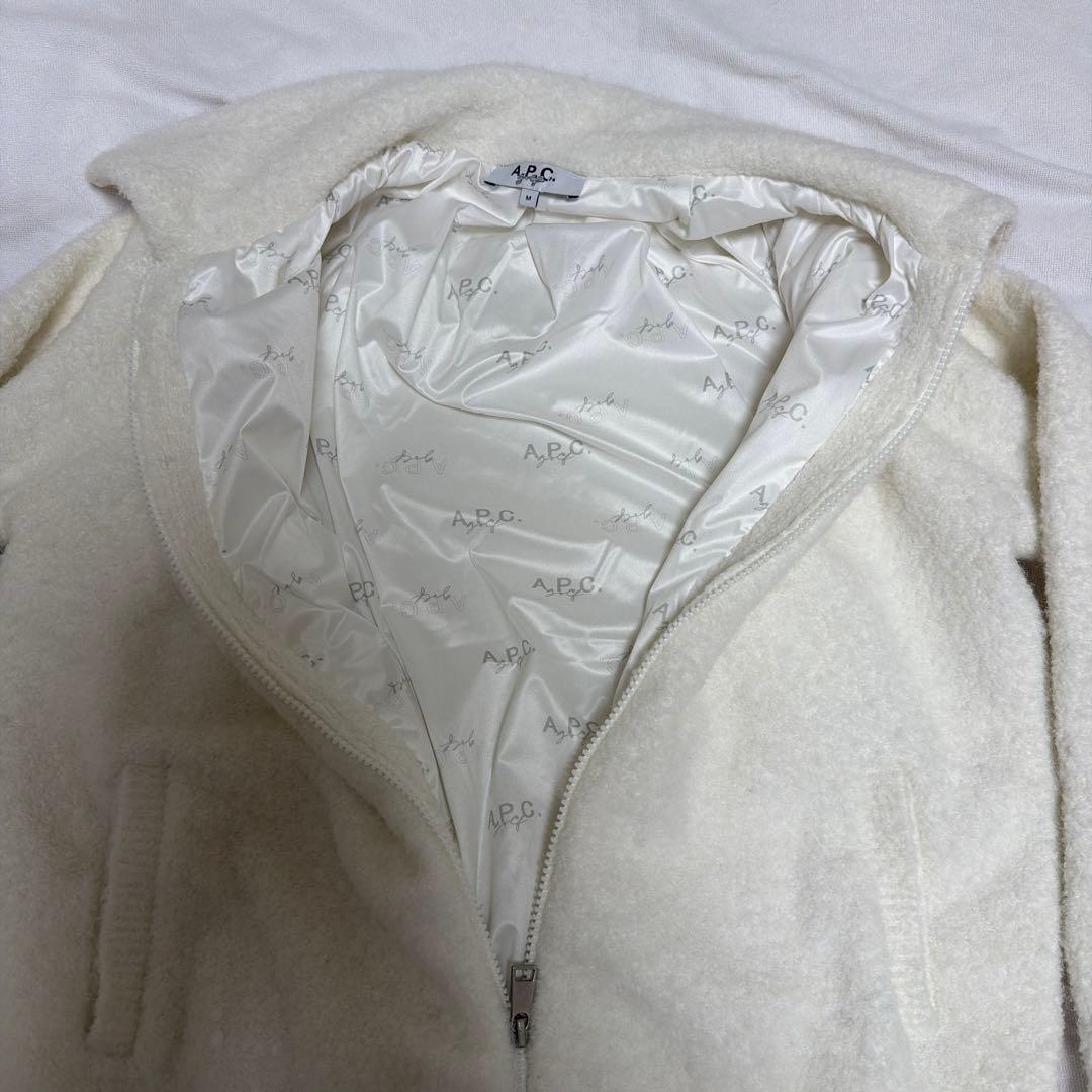 APCレディースジャケット　ボア　ジャケット