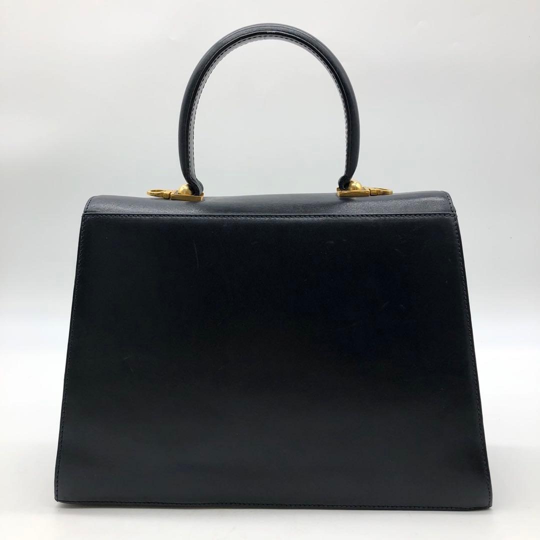 ✨美品✨フェラガモ ハンドバッグ 2way ガンチーニ ゴールド金具 レザー