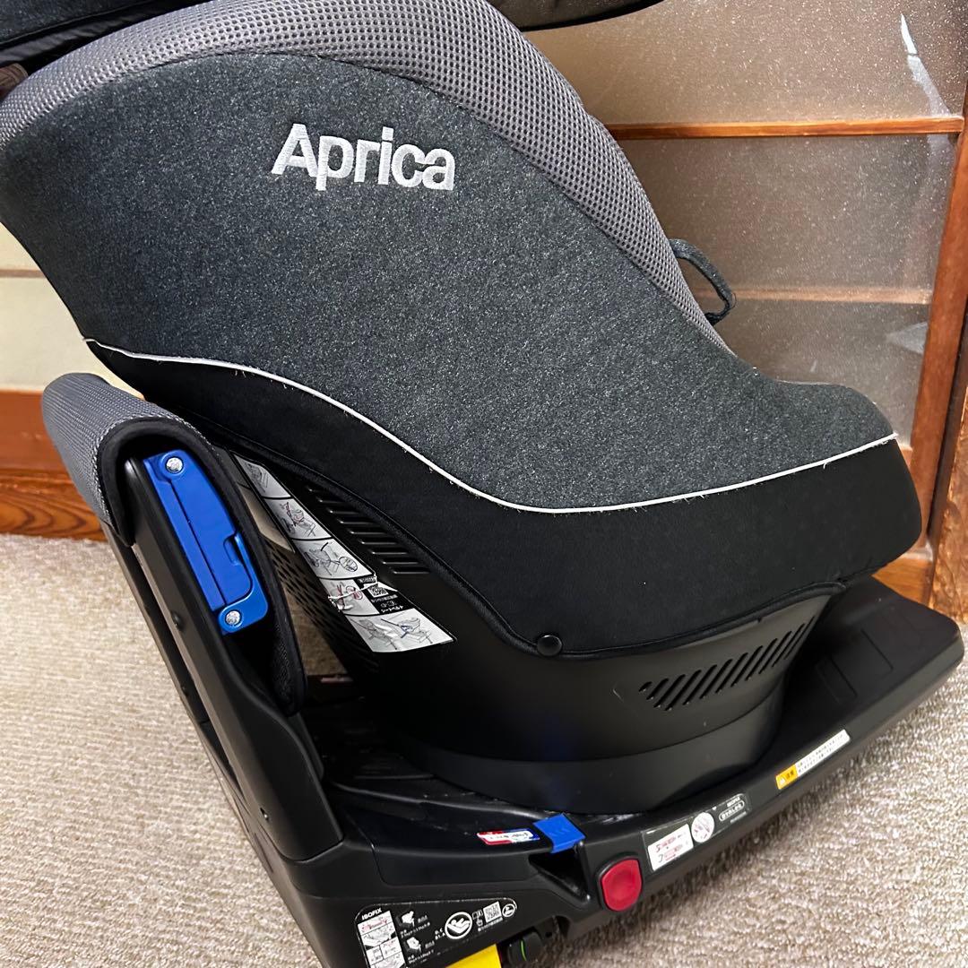 美品 アップリカ チャイルドシート クルリラ プレミアム ISOFIX グレー