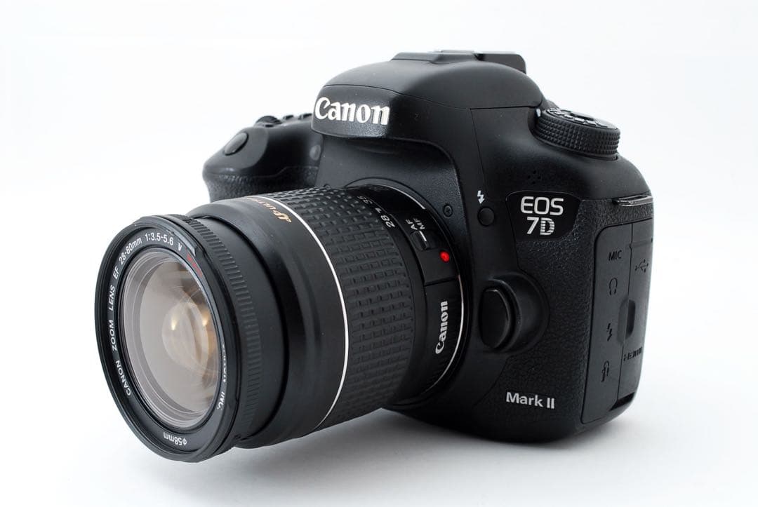 Canon EOS 7D Mark II Mark2標準レンズセット☆ 一眼レフカメラ/Canon