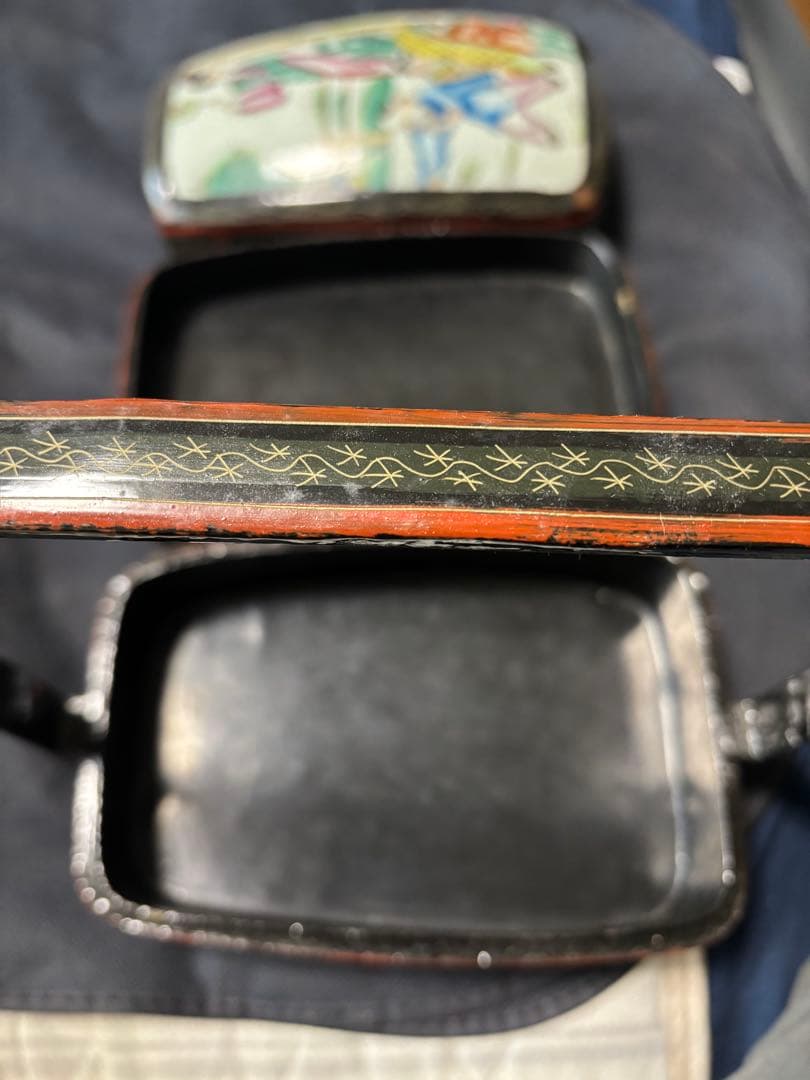 中国古美術品　清末民国時代　粉彩黒漆食匣　食盒 高さ約25cm