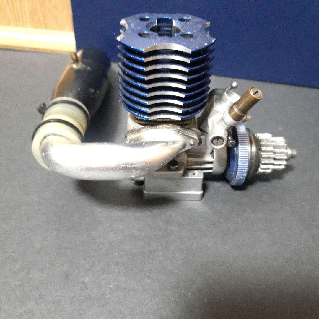 専用出品です。ノバ12エンジンとOS 12CVRエンジン2点です。