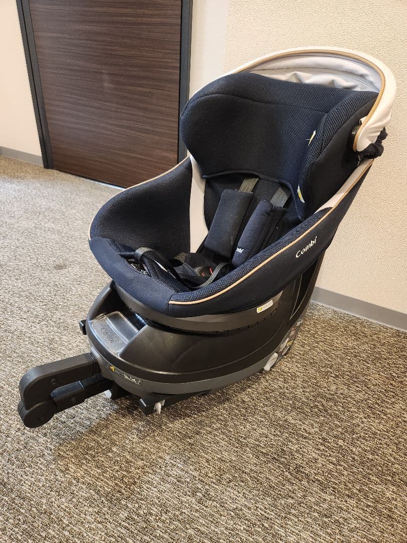 combiコンビ クルムーヴスマートCG-UIG ISOFIX サーキュレーター付属