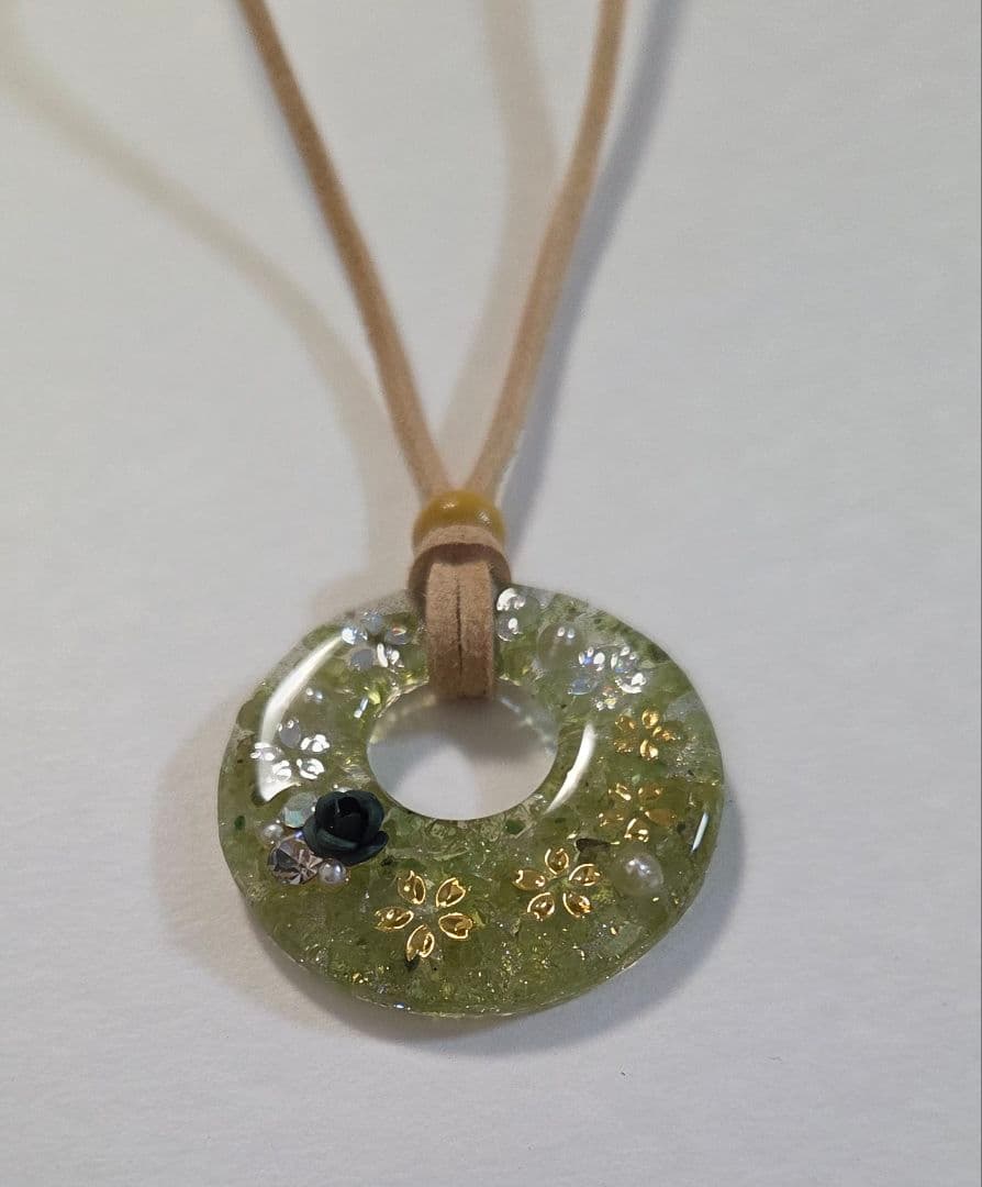 クンツァイト＆シトリン＆アメジストのマクラメ編みネックレス