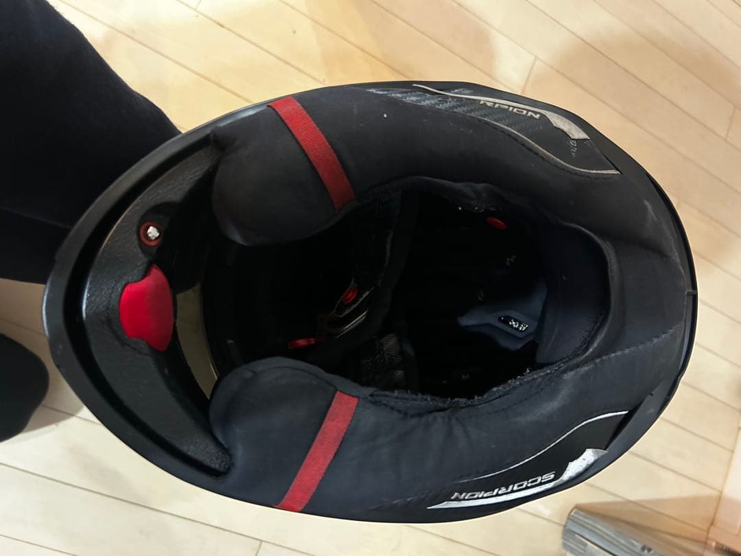 「値下げ可」Scorpion フルフェイスヘルメット クアルタラロ