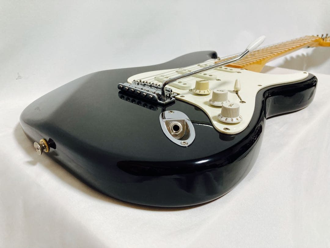 新品弦張替済】Squier ストラトキャスター 付属品セット - メルカリ