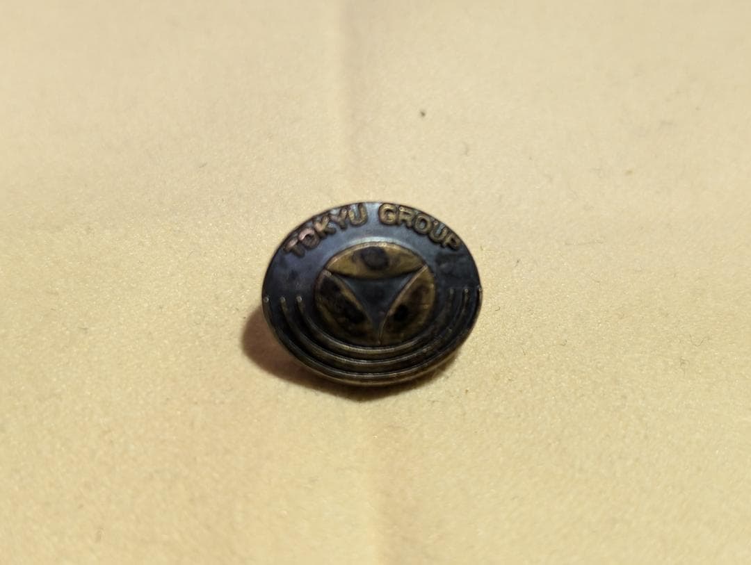 東急グループ.社章TOKYU GROUP . 金属製