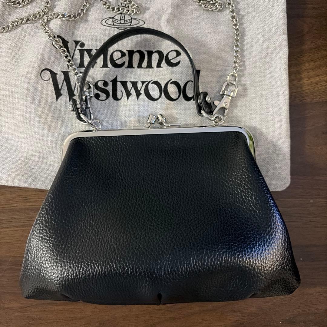 momo専用⭐︎Vivienne Westwood ブラックショルダーバッグ