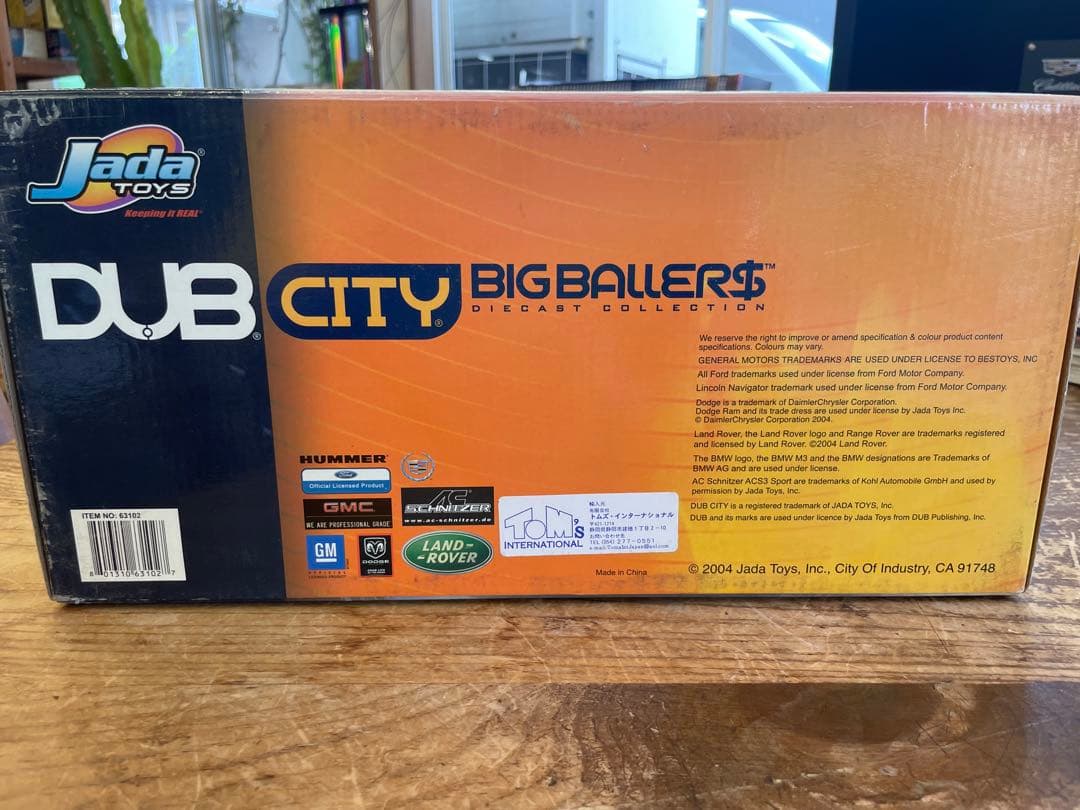 JadaToys未開封DUBCITY Cadillac Escalade1/18