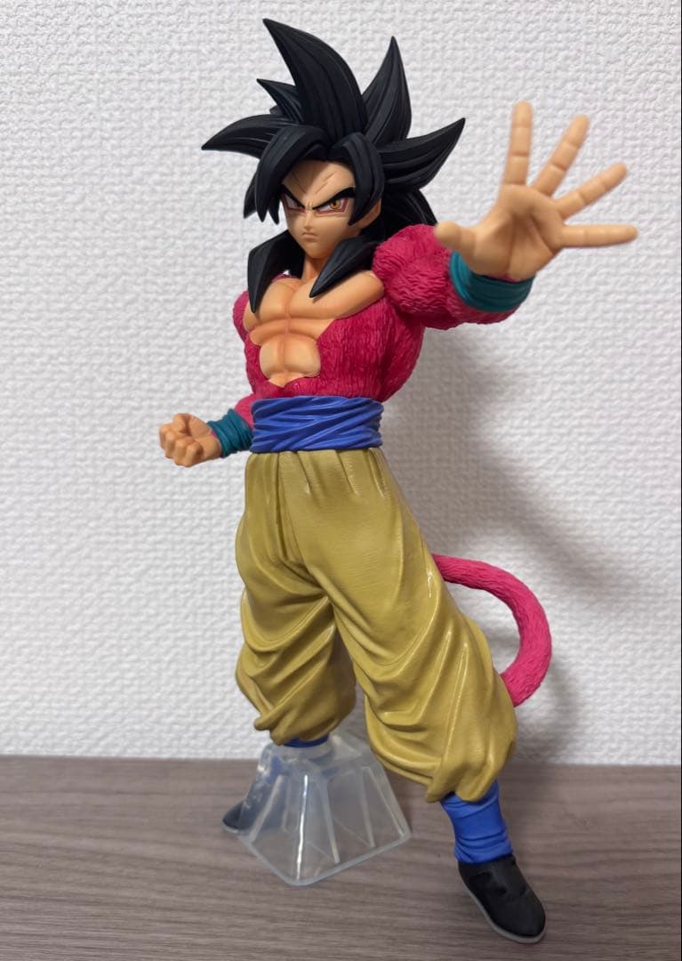 一番くじ B賞 超サイヤ人4孫悟空フィギュア ドラゴンボール