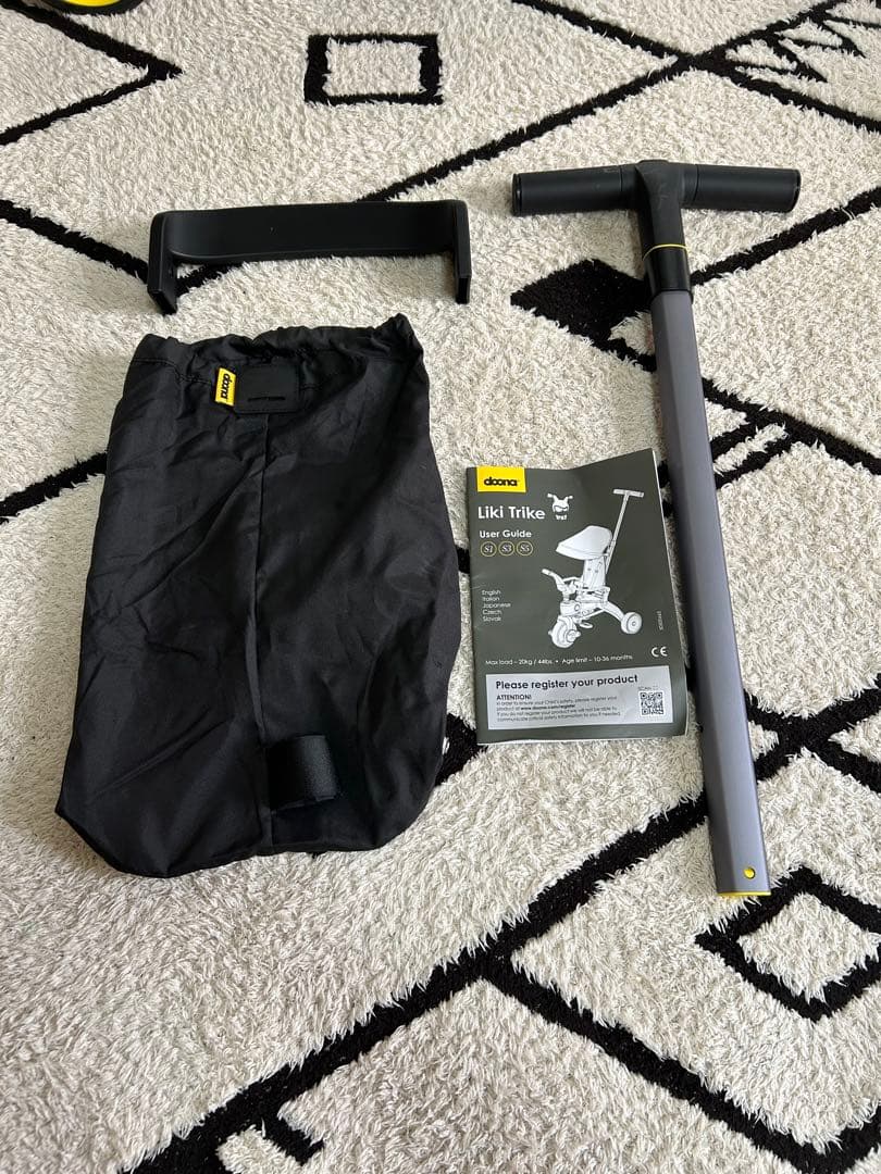 Liki Trike 折りたたみ式三輪車 オリーブグリーン Doona リキトライク