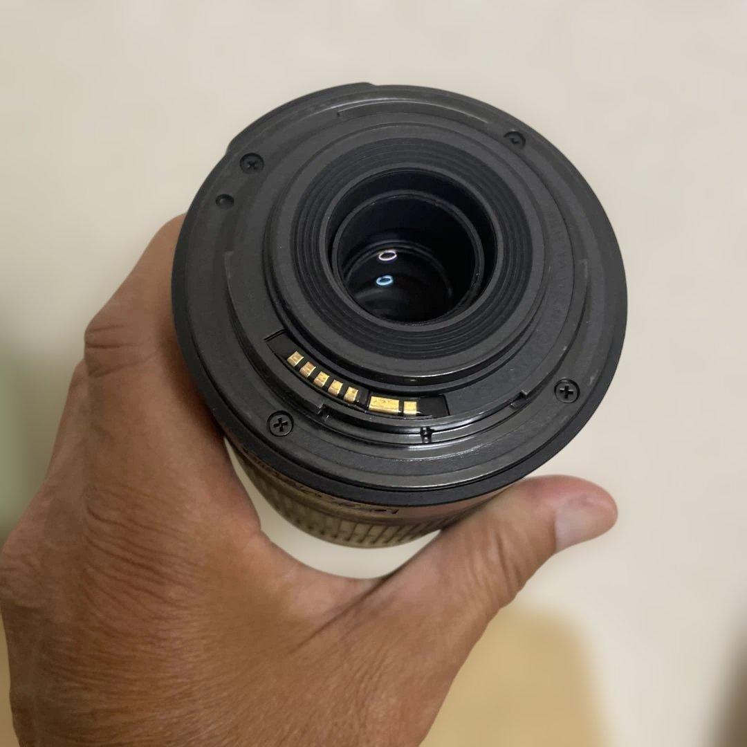 Canonズームレンズ。55〜250mm MACRO 1.1m／3.6ft