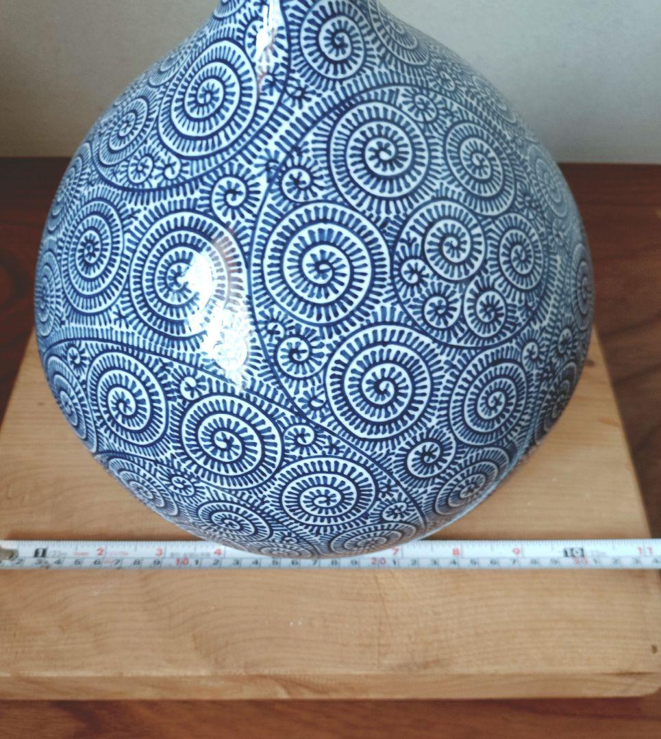 藤井錦彩 陶器花瓶 青　蛸唐草模様