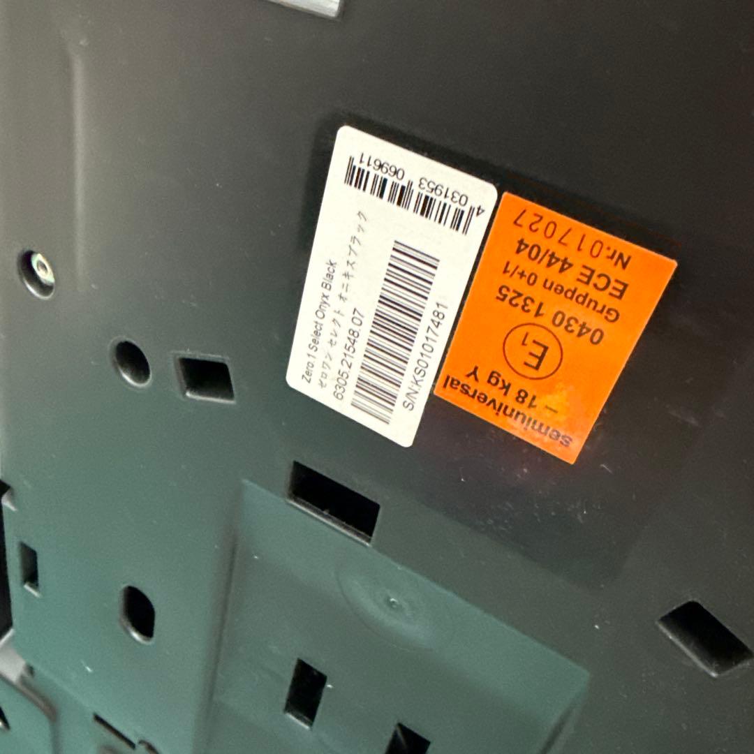 レカロ　チャイルドシート ゼロワン　セレクト　isofix 回転式　新生児から