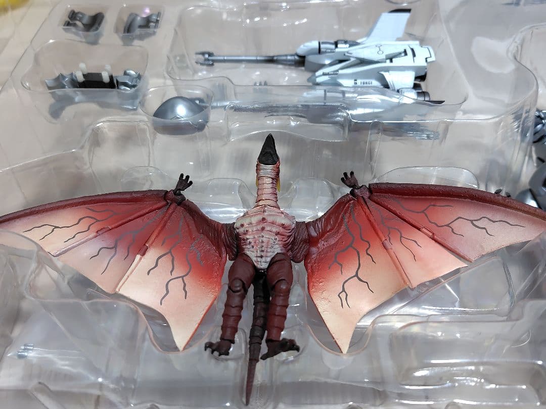 S.H.MonsterArtsメカゴジラ(1993)＆ガルーダ＆ファイヤーラドン