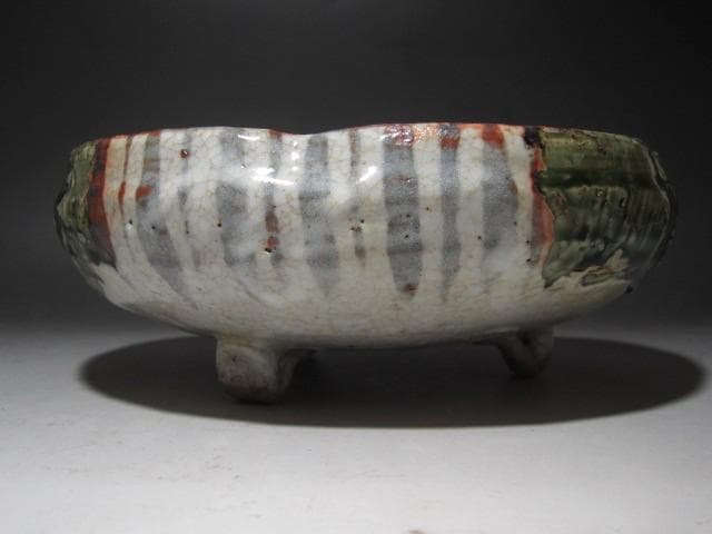 ☆　古織部　葵紋　鉢　黒田陶々庵極めがございます☆y436