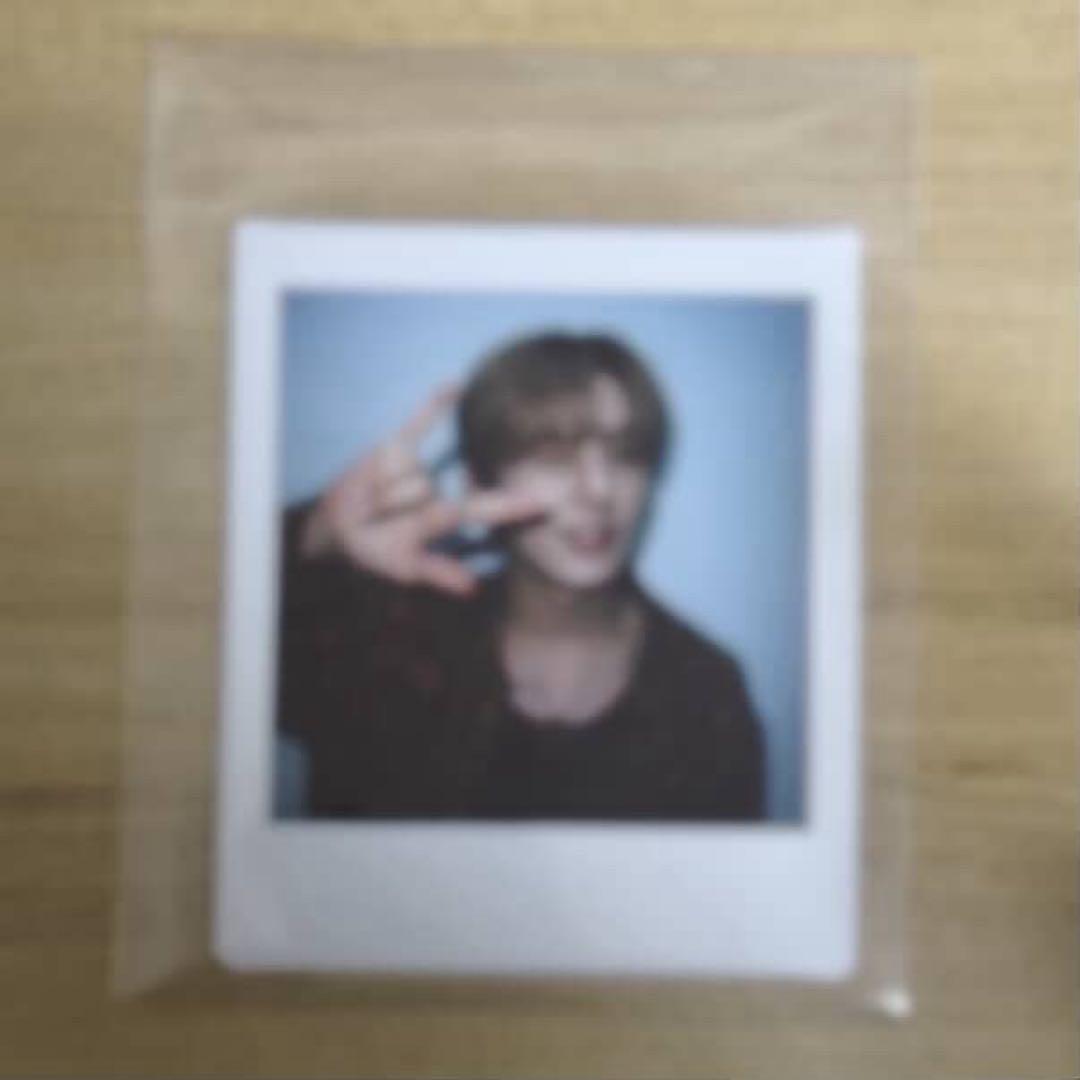 NouerA リン 直筆サイン入り チェキ ポラロイド ポラ NouerA リン 直筆